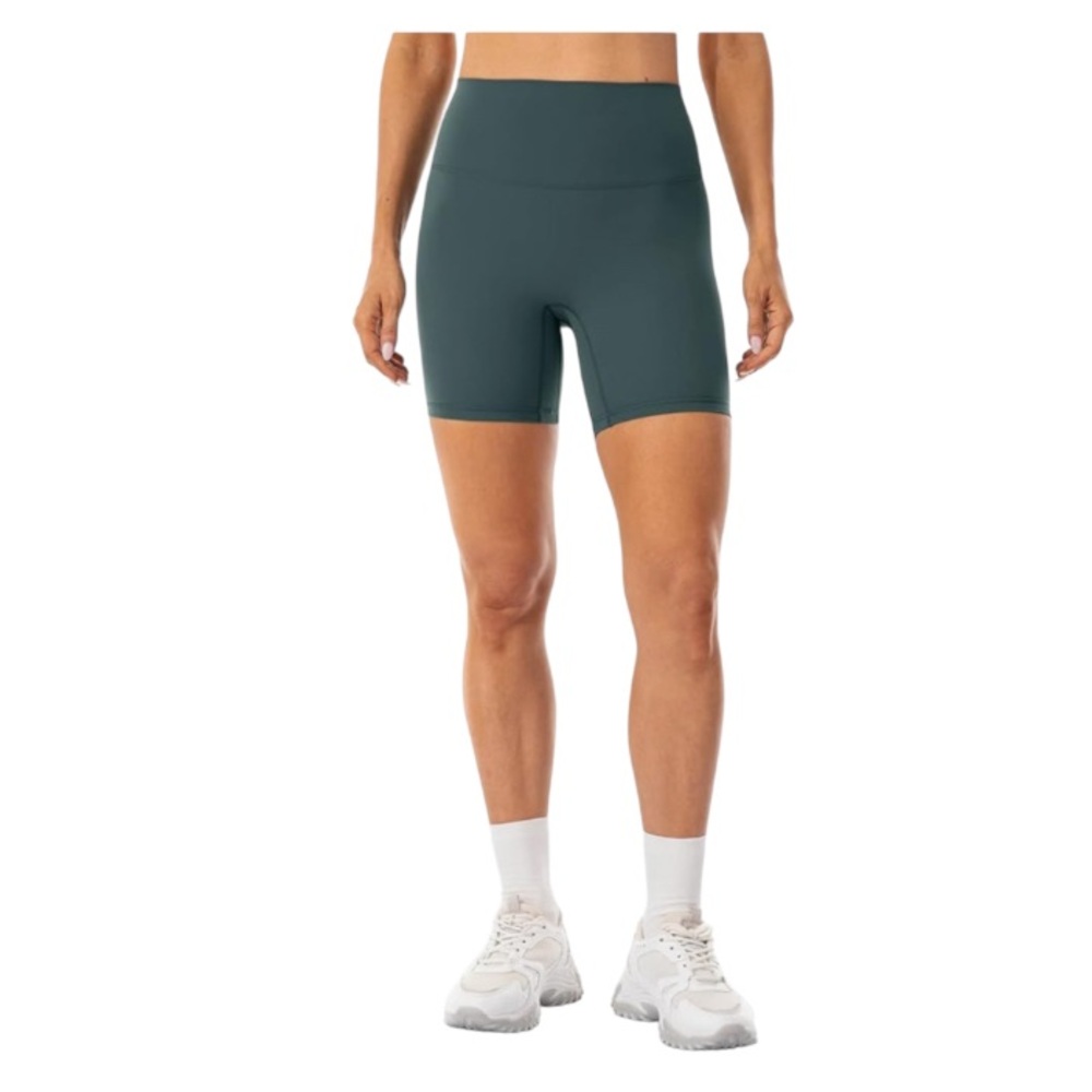 Lavento • Yoga Bike Short